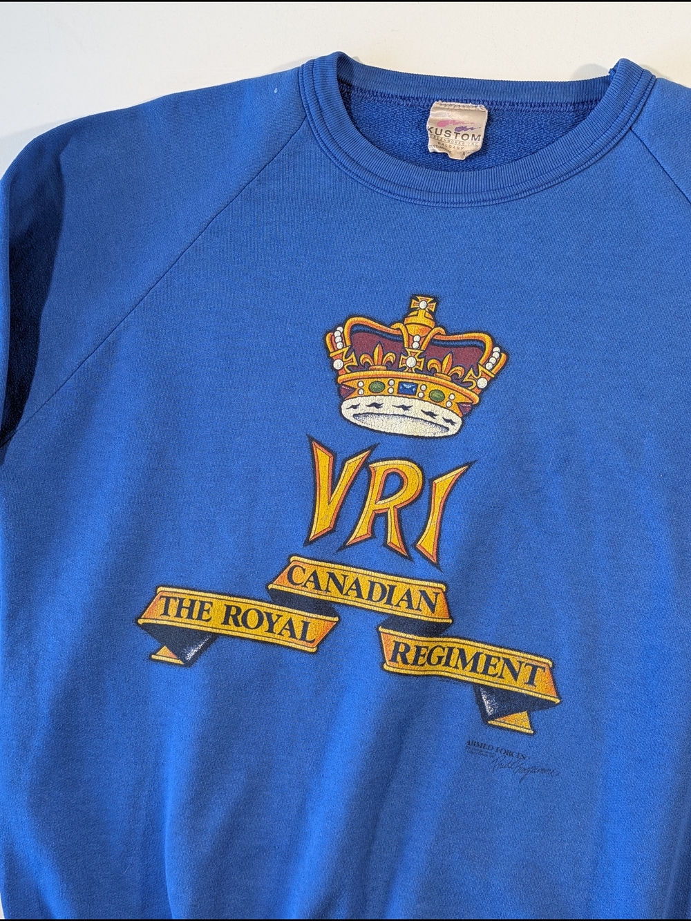 Vintage VRI The Canadian Royal Regiment (RCR) Graphic Blue Sweatshirt Size Med